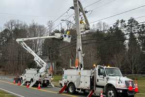 High Winds Leave Thousands Without Power Across CT