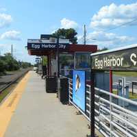 Atlantic City Robbery Fugitive Arrested On NJ Transit Train, Police Say