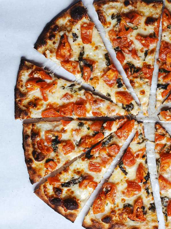 Famous Frank Pepe's Pizzeria Now Serving Fan-Favorite Summer Seasonal Pie: Here's What's On It