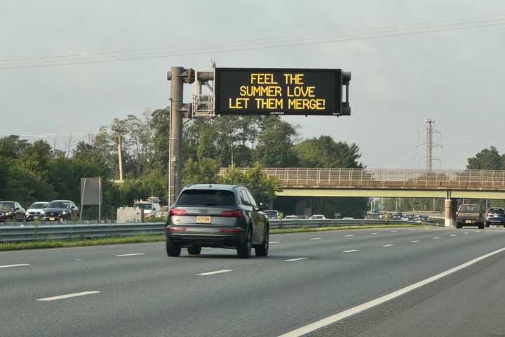 These 19 Clever Road Safety Signs Are Delighting NJ Drivers This Summer