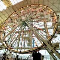 Iconic Ferris Wheel Reopens At Hudson Valley Mall With Special Event ...