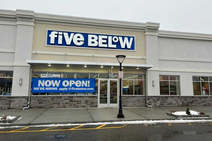 Five Below Opens At Shopping Center In Northern Westchester