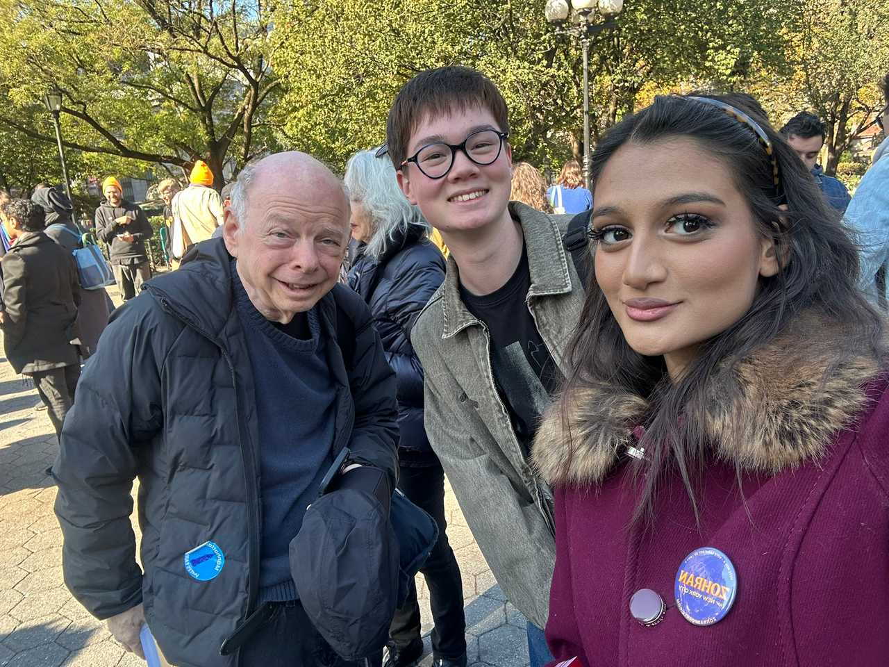 Ella Devi is catching heat for referring to Wallace Shawn as "The Guy From Young Sheldon." Ella Devi is catching heat for referring to Wallace Shawn as "The Guy From Young Sheldon."