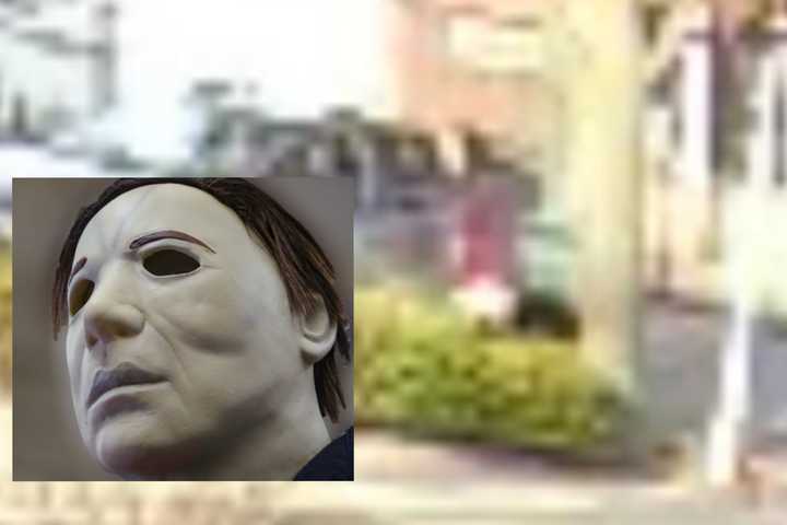 Man In Michael Myers Mask Slashes Driver In Central Islip: Police