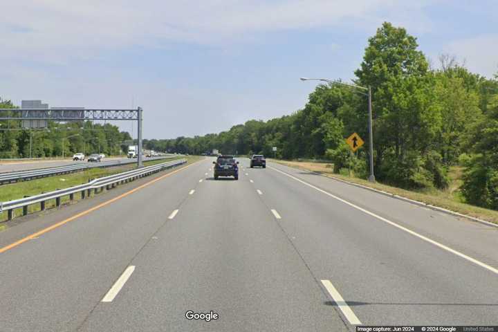 Man, 21, Dies In Motorcycle Crash On I-295 In Central Jersey, Troopers Say