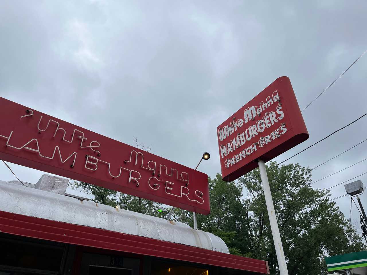 White Manna Hamburgers Crowned Best Burger Joint In North Jersey