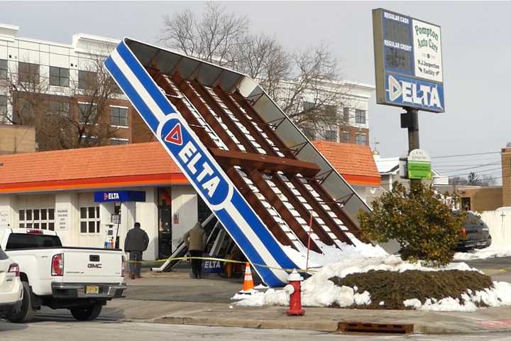 Powerful Winds Collapse Canopy At Pompton Lakes Gas Station