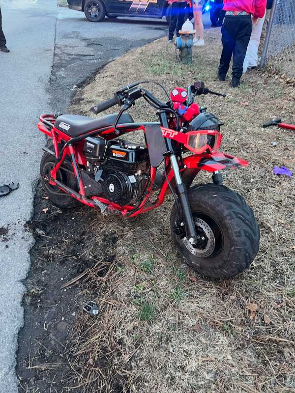 Two Kids Hurt After Minibike Collides With Minivan: Manchester PD