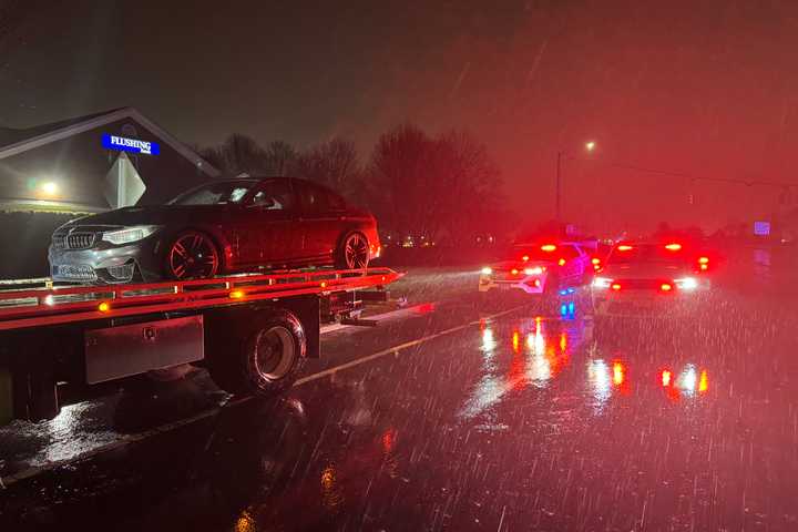 BMW Driver Flees Illegal Long Island Car Meet, Kills Lights, Blows Through Reds