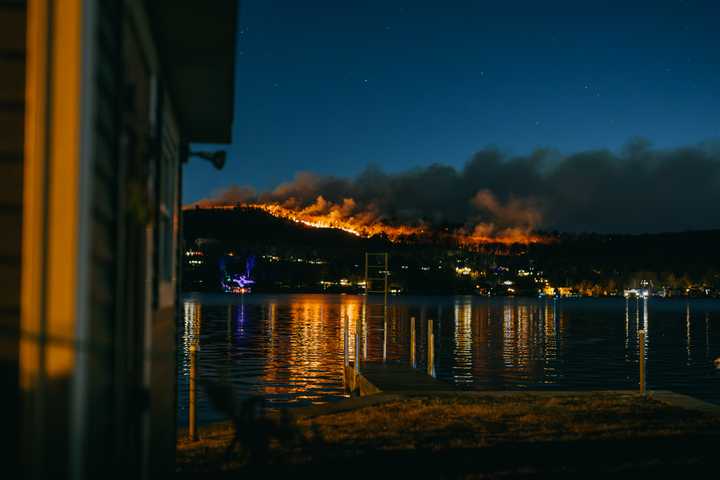 Greenwood Lake facing the Jennings Creek wildfire.