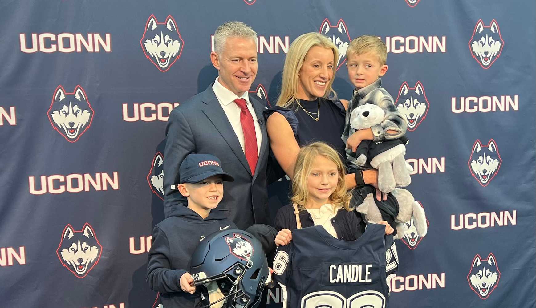 
UConn head football coach Jason Candle was officially unveiled at an introductory news conference on December 8, 2025.
  

