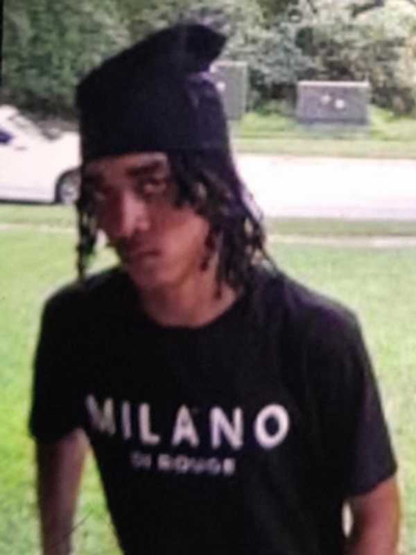 Manhunt Launched For Teen Killer In Maryland Shooting-Robbery: Police