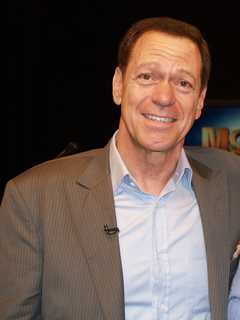 SNL's Joe Piscopo Returns Home To North Jersey For Book Signing