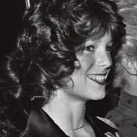 Jamie Lee Curtis Mourns Death Of Older Sister, Actress Kelly Curtis, 69