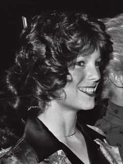 Jamie Lee Curtis Mourns Death Of Older Sister, Actress Kelly Curtis, 69