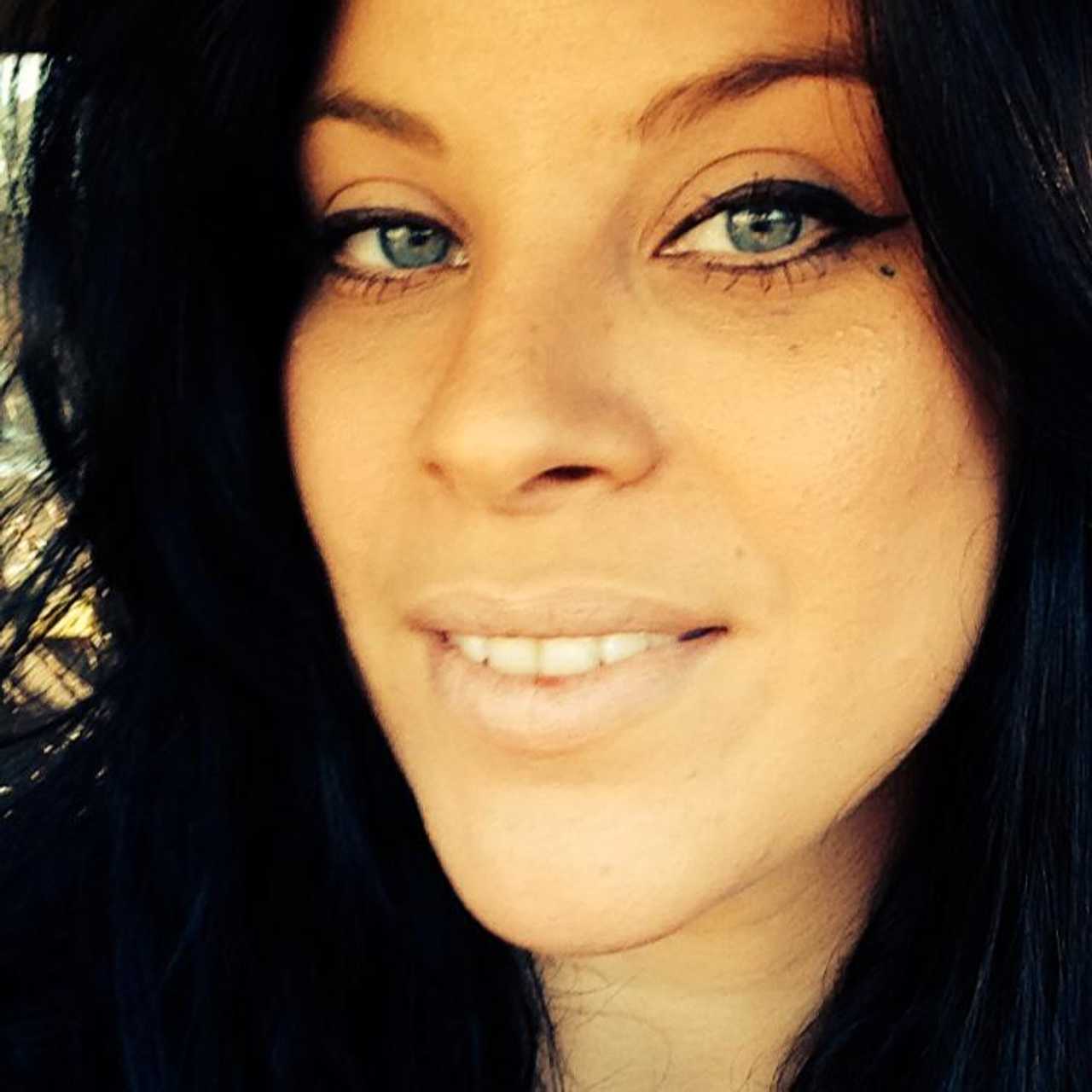 Mom Of 2 ID'd As Victim Of 'Suspicious' Death At Apartment Report