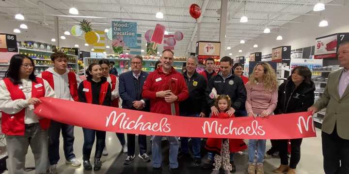 A ribbon cutting for the store was held on Saturday, April 12.&nbsp;