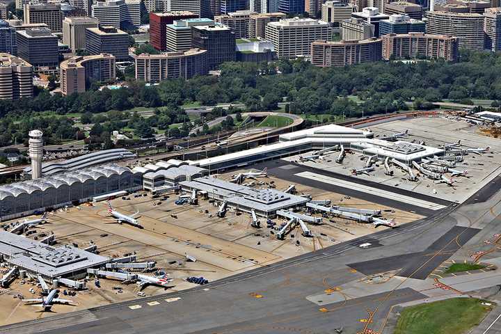 Flights Diverted At Reagan National Airport During Police Helicopter ‘Urgent Mission’