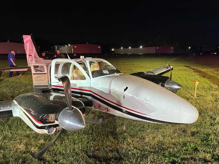 The 2011 Baron Beechcraft G58 at the scene.