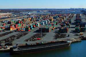 Virginia Dock Workers Join Ongoing Nationwide Longshoremen's Strike Over Wages