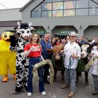 <p>Stew Leonard's celebrated its grand opening in Clifton.</p>