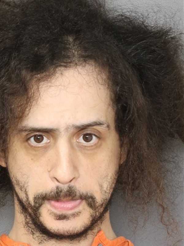 Route 17 Dunkin Customer Pulls Knife On Manager Over Unpaid Donuts, Gatorade: Police