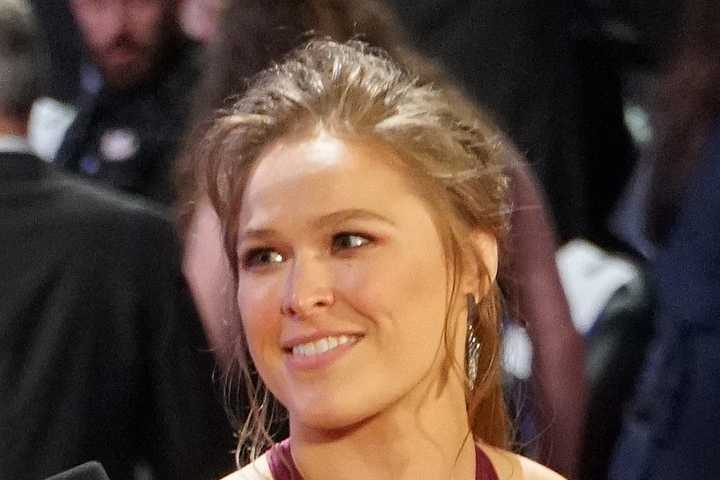 Fighter, Actor Ronda Rousey Apologizes For Sandy Hook Conspiracy Post