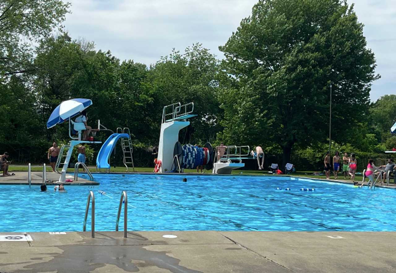 These North Jersey Pools Offer Day Passes To NonResidents