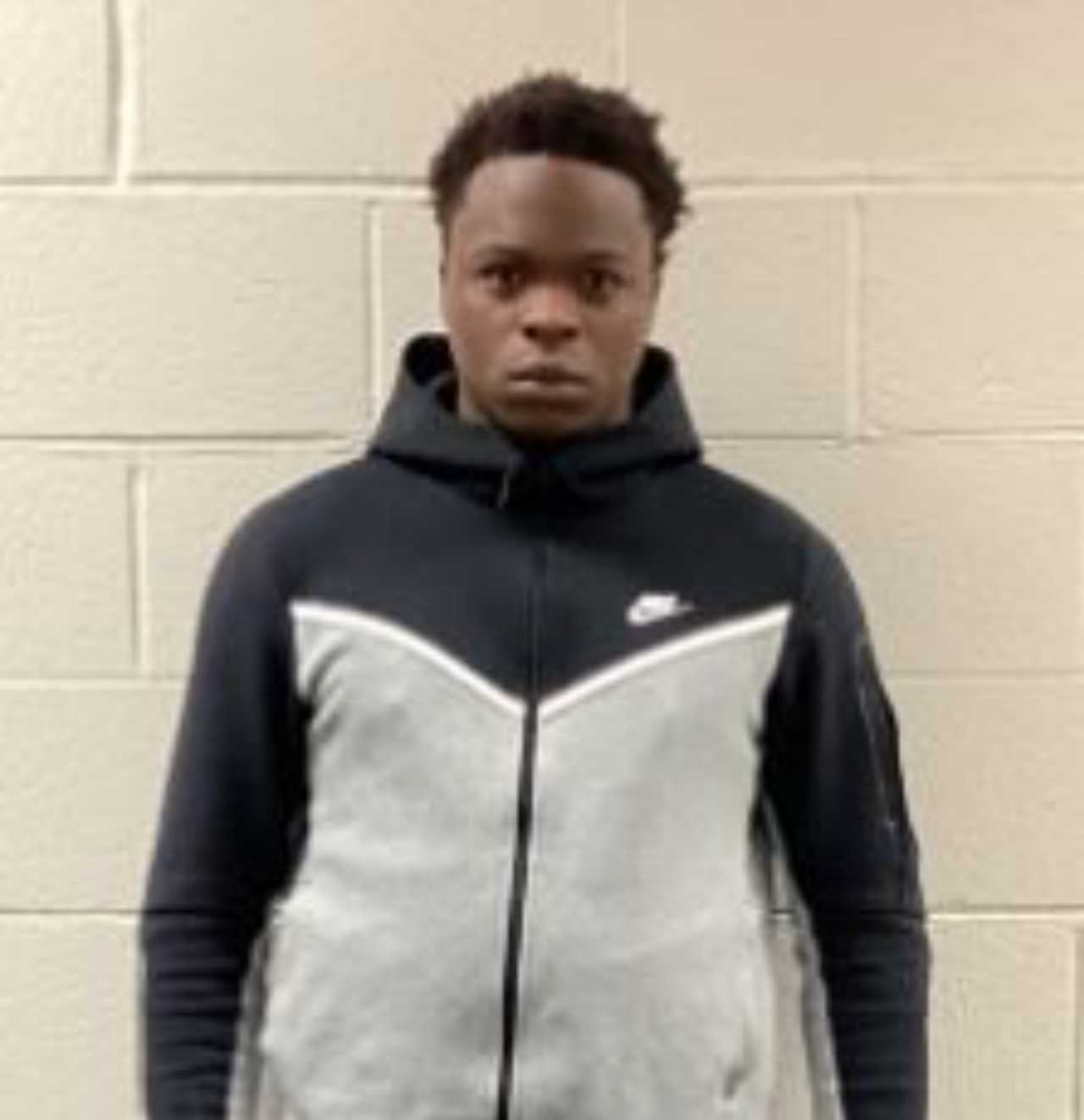 22YearOld Man Admits To Robbing Electronics Store, Fleeing To