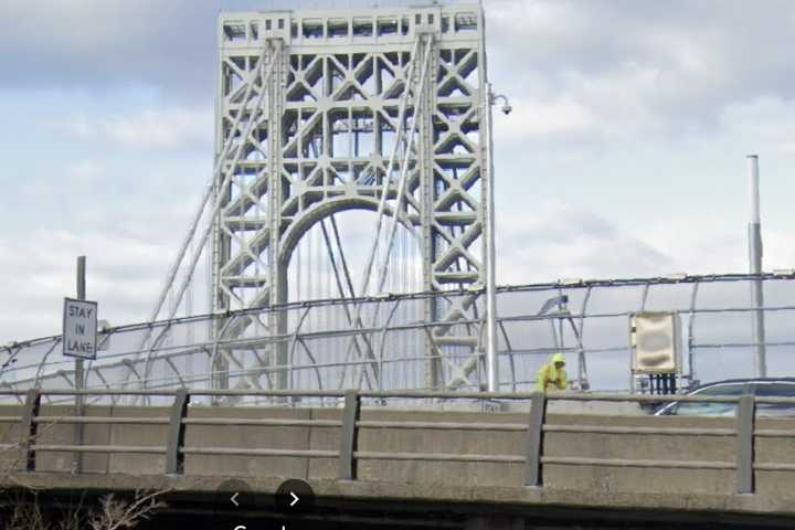 Two Crashes Block Lanes Of GWB, Injuries Reported