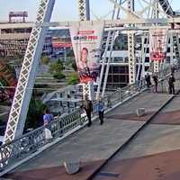 Video Shows Bon Jovi Talk Would-Be Bridge Jumper Off Ledge In Nashville