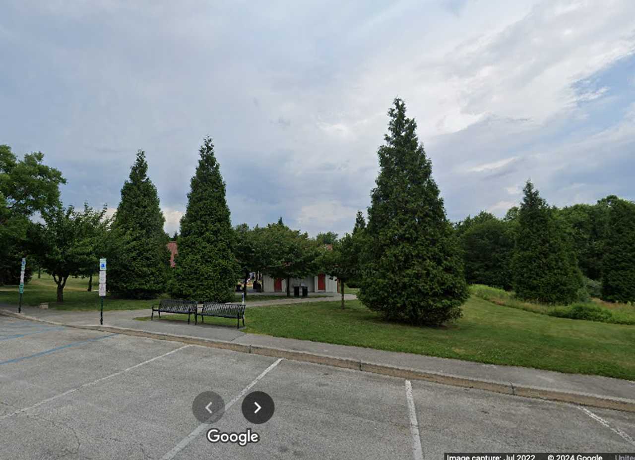 Distracted Nanny Was On Her Phone When 3YearOld Ran Off, Died In