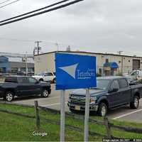 Small Plane Taxis Into Teterboro Airport Building: FAA