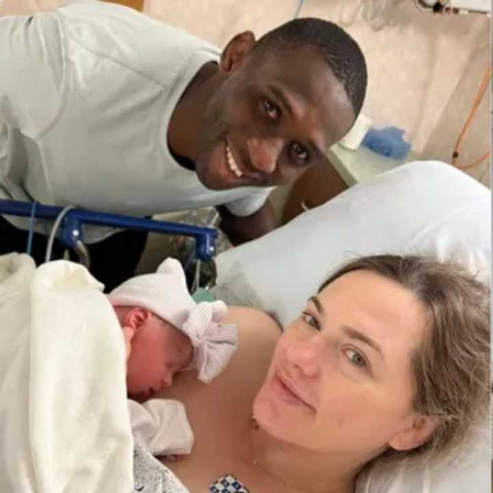 Alan Vera Garcia with his wife,&nbsp;Elena Pirozhkova, and their baby girl, Alina.