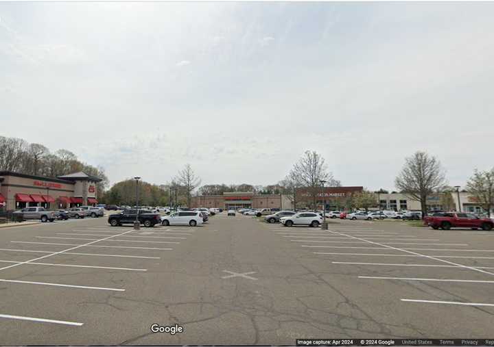 The shopping center at 88 Veterans Memorial Highway in Commack.