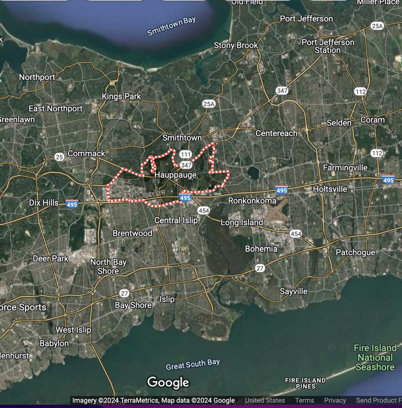 Man Found Dead In Car On Shoulder Of Long Island Expressway In