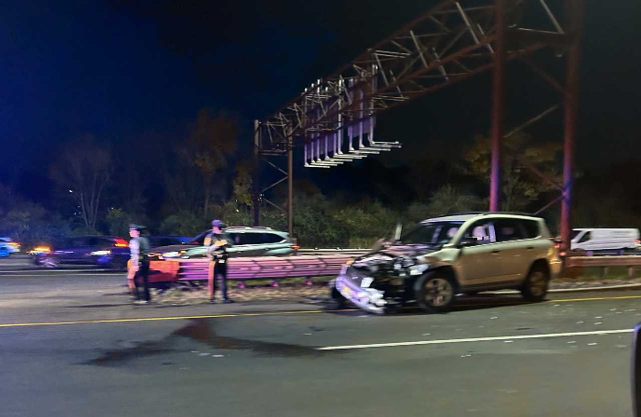 Driver, Passenger Flee NJ Turnpike Crash In Ridgefield Park: State ...