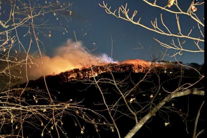 Major Brush Fire In Kent Spreads Smoke For Miles