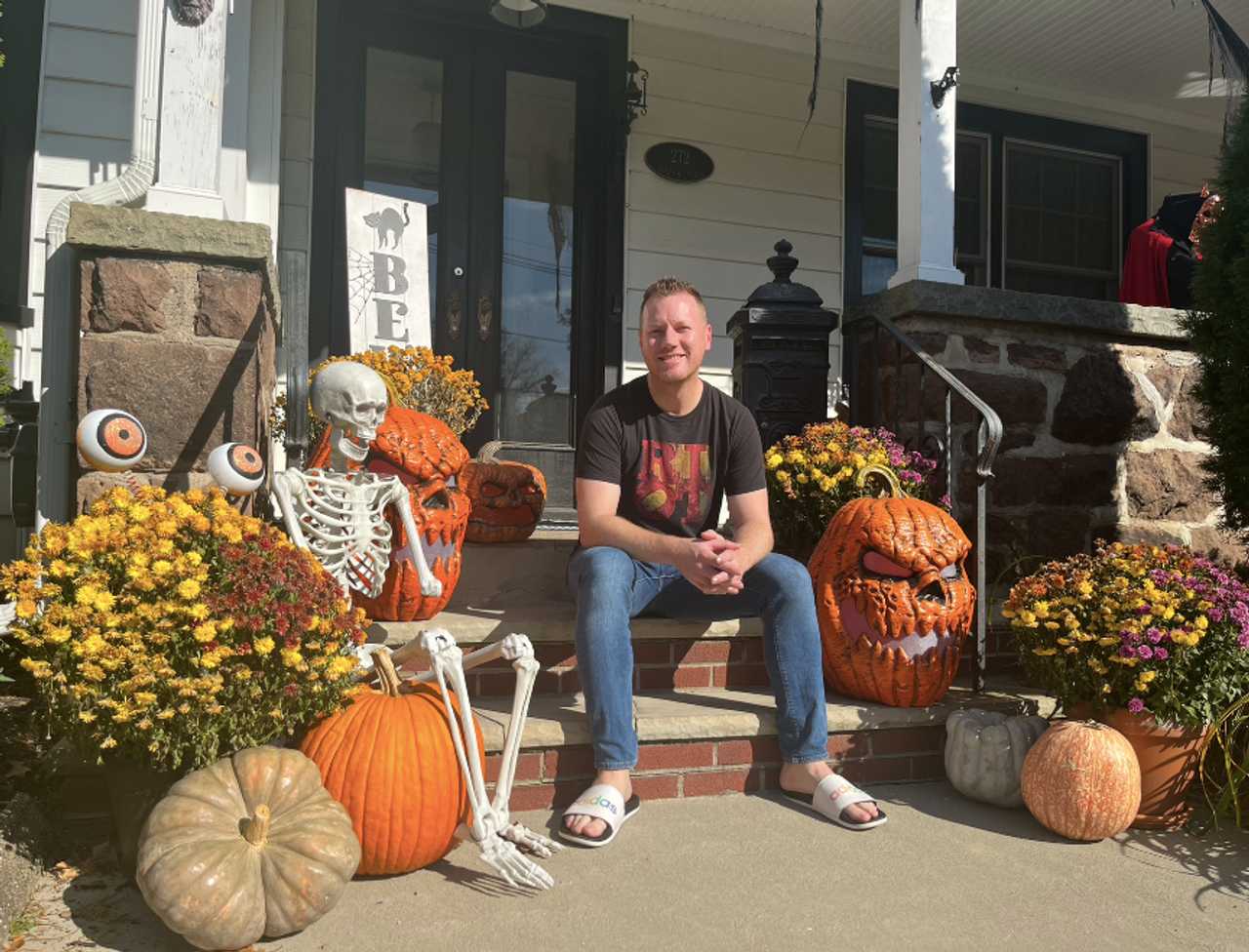 New Neighbors Keep Old Halloween Traditions Alive On Clinton Place In