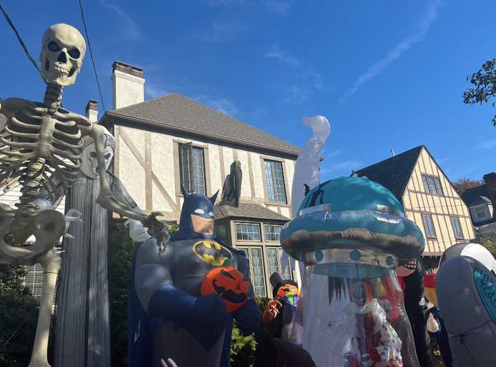 New Neighbors Keep Old Halloween Traditions Alive On Clinton Place In