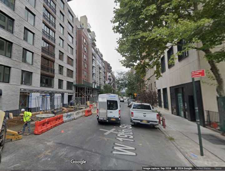 The area where the first stabbing occurred, on West 19th Street, near Chelsea.