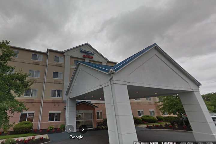 Route 42 Reopens After Suspect Plunges Out Hotel Window: Report