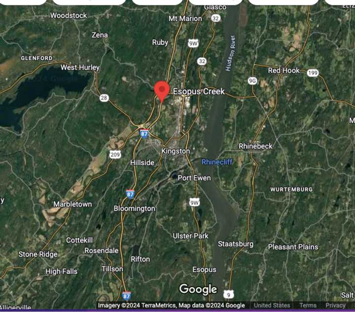 Esopus Creek (marked in red).