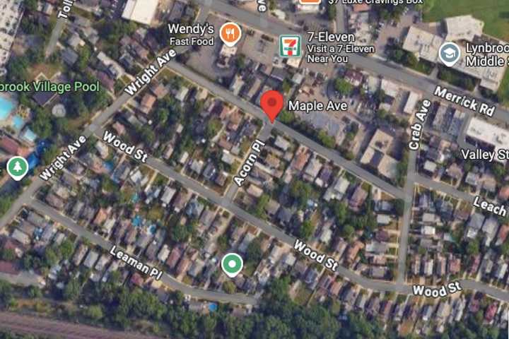 Man Dies In Fall From Roof In Lynbrook