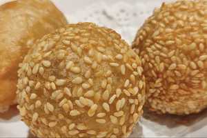 Sesame Balls Roll Into Spotlight As Sweet Complement To Christmas Cookies