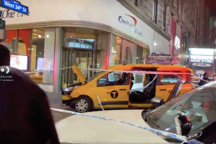 NYC Taxi Jumps Curb: 9-Year-Old Boy Among 6 Struck On Christmas, NYPD Says (UPDATE)