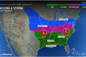 Here's Latest Snowfall Projection Map As Major Winter Storm Nears East Coast