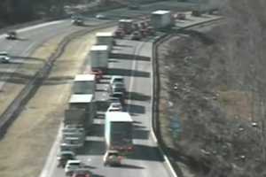 2 Dead In I-84 Crash Involving Freightliner, Government-Insured Vehicle: CT State Police