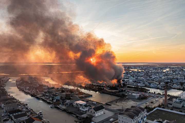 Little Egg Harbor Muffler Shop Fire Sends Thick Smoke Over Ocean County (PHOTOS)