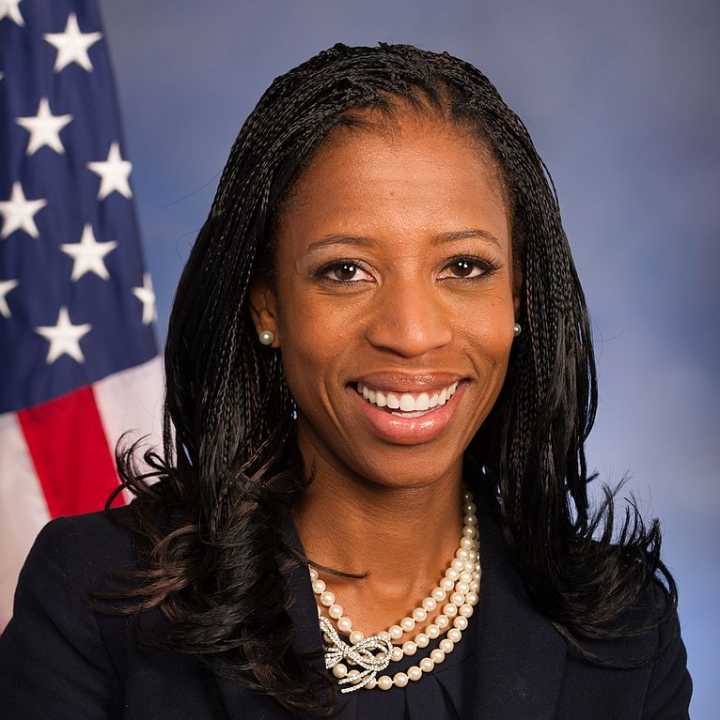 Trailblazing ExCongresswoman Mia Love Dies At 49 Milford Mill Daily